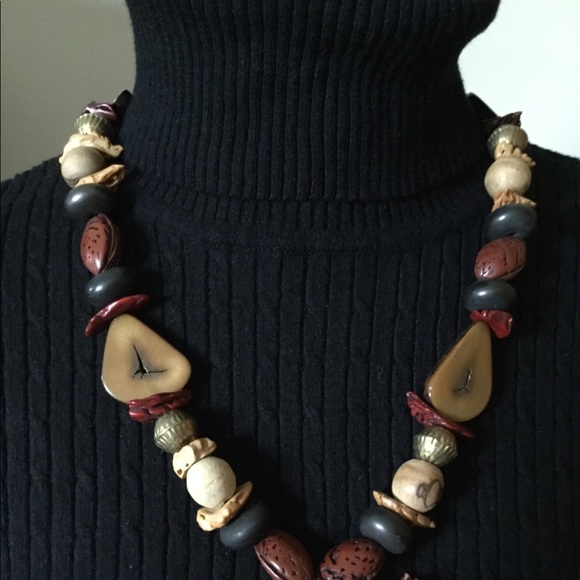 Tribal Style Necklace - Picture 4 of 4
